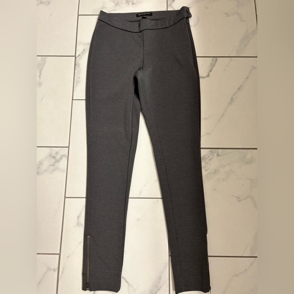 Banana Republic skinny pants with zippered ankles